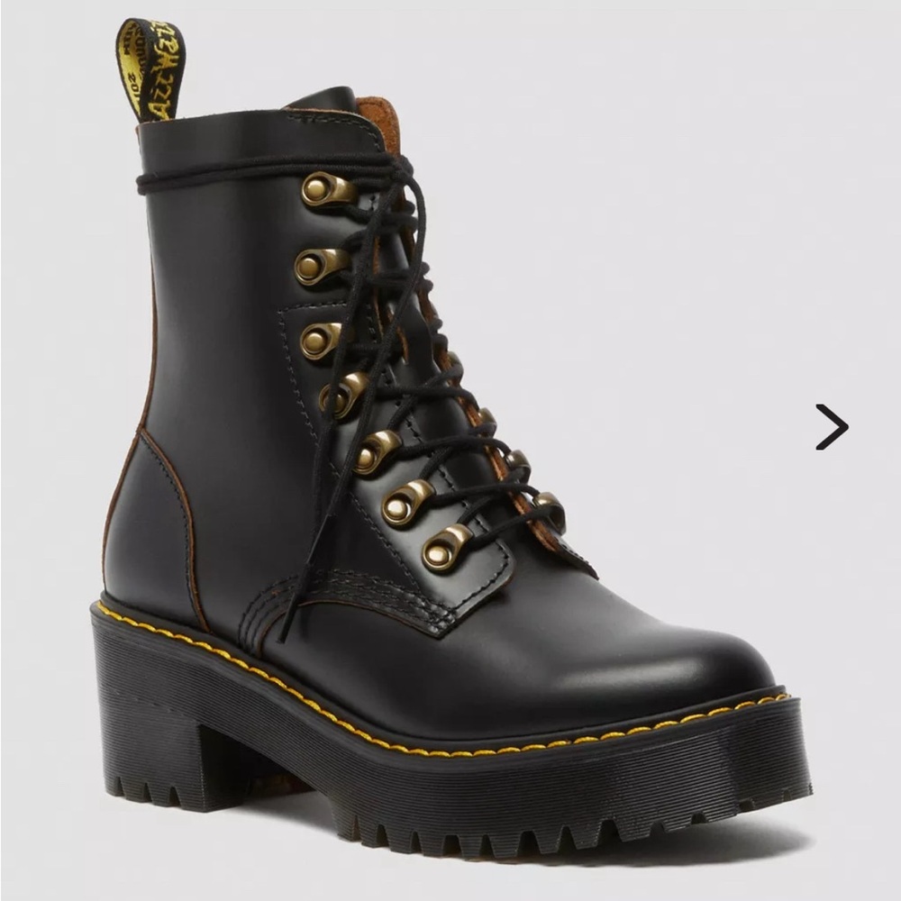 New Never Worn Dr. Martens Leona Boots